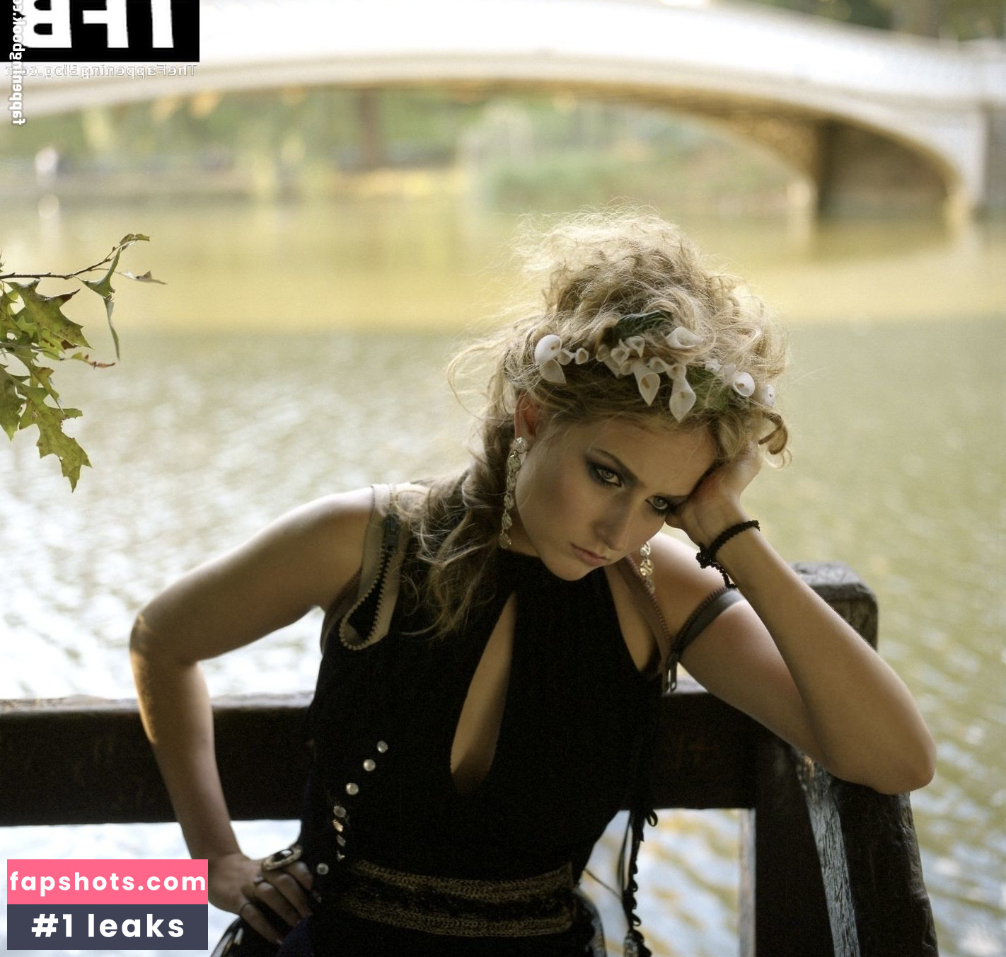 Leelee Sobieski gallery photo #60