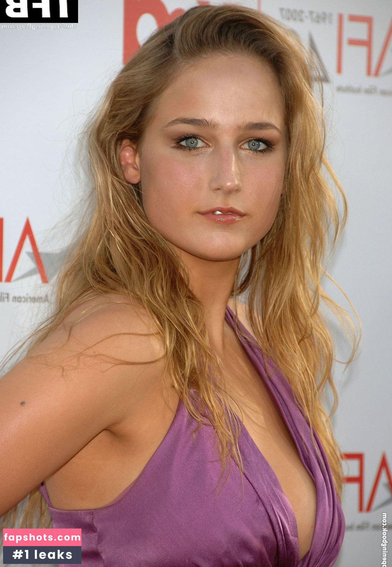 Leelee Sobieski gallery photo #68