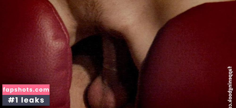 Leeloo gallery photo #18