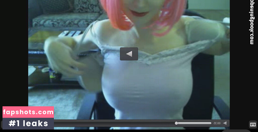 Leeloo gallery photo #9