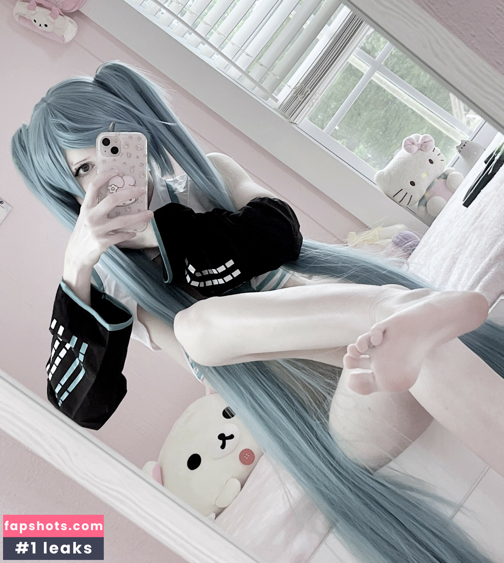 Leen gallery photo #11