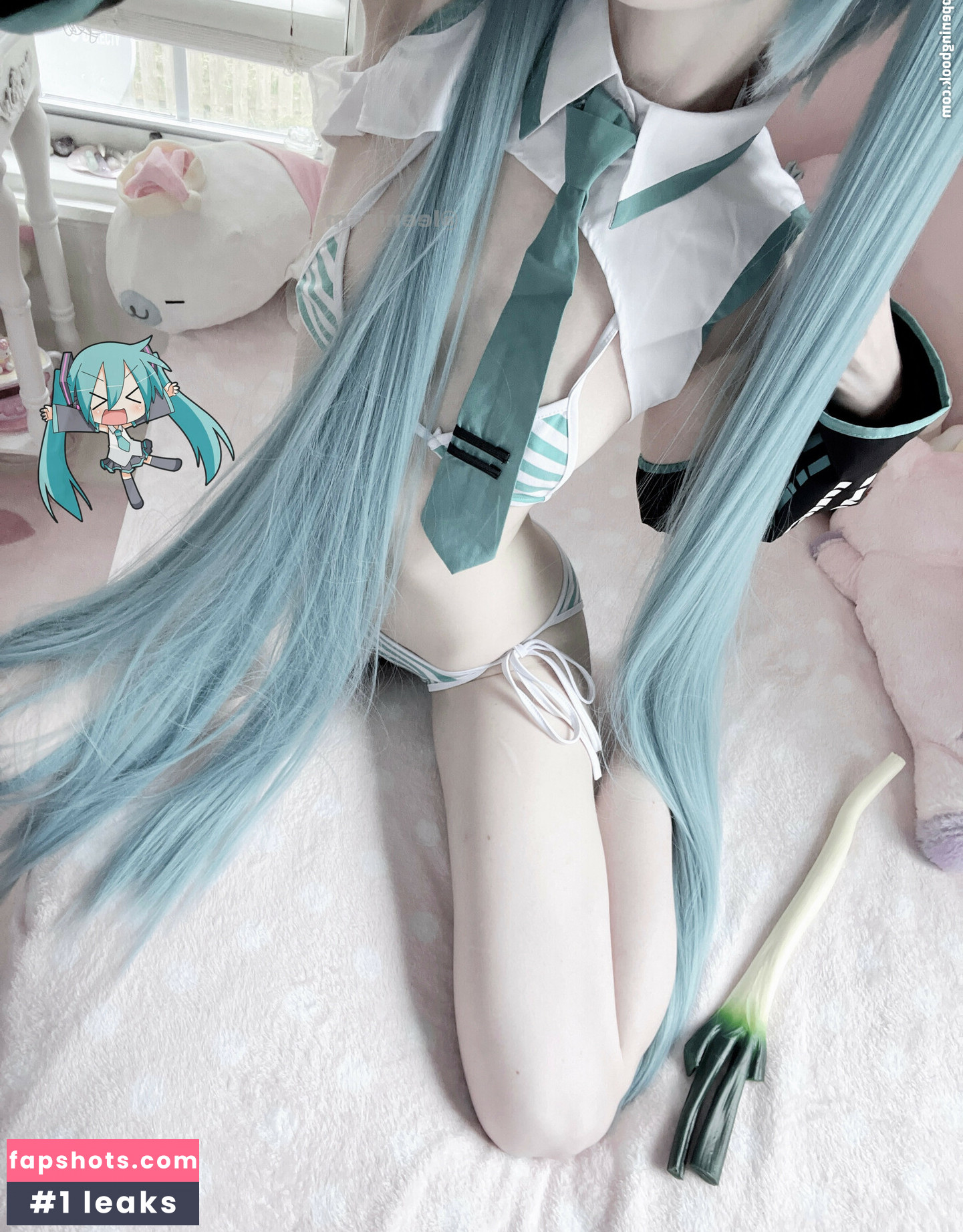 Leen gallery photo #12