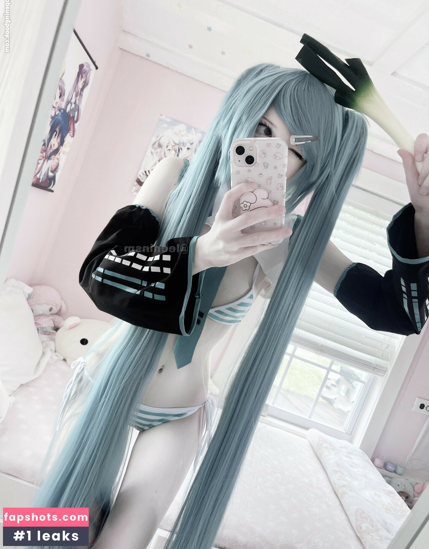 Leen gallery photo #21