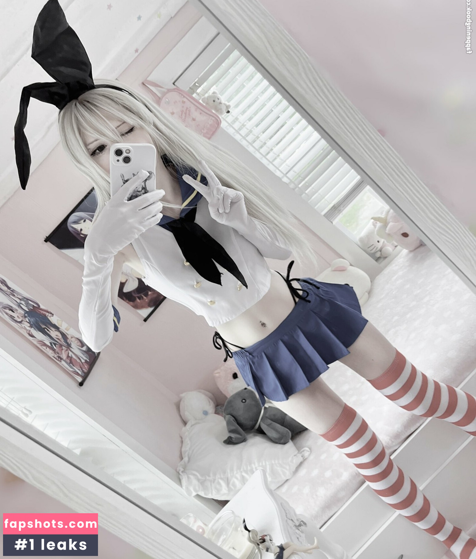 Leen gallery photo #22