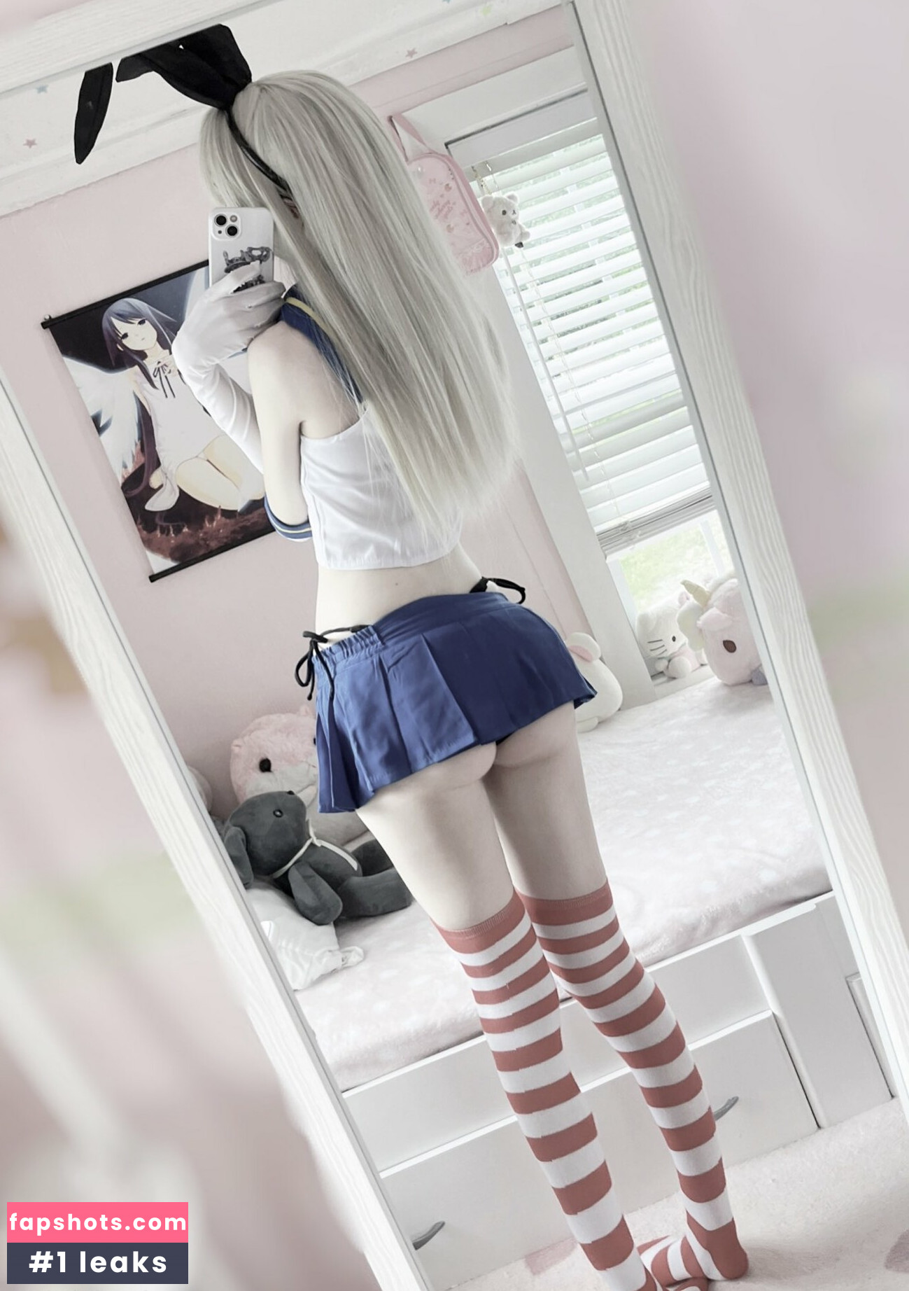 Leen gallery photo #23