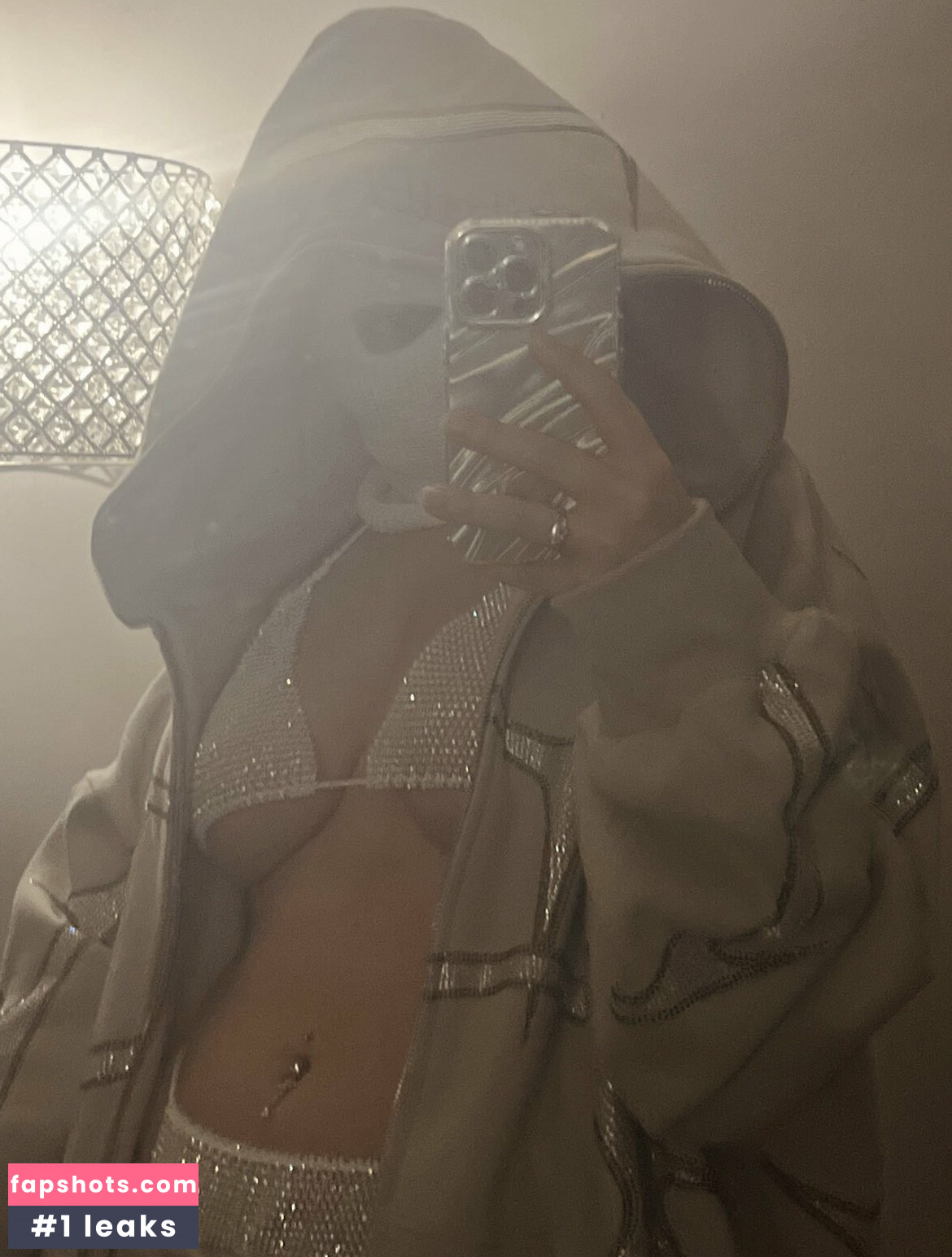 leez_____ gallery photo #3