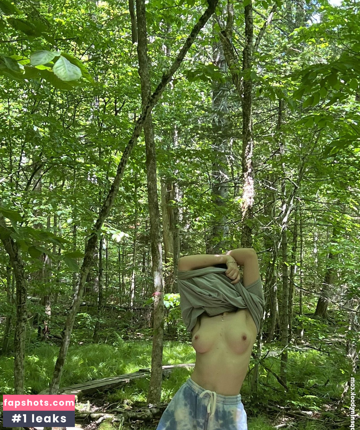 leez_____ gallery photo #10