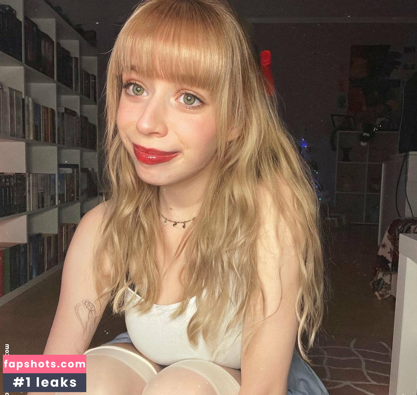 LegendLuna gallery photo #3