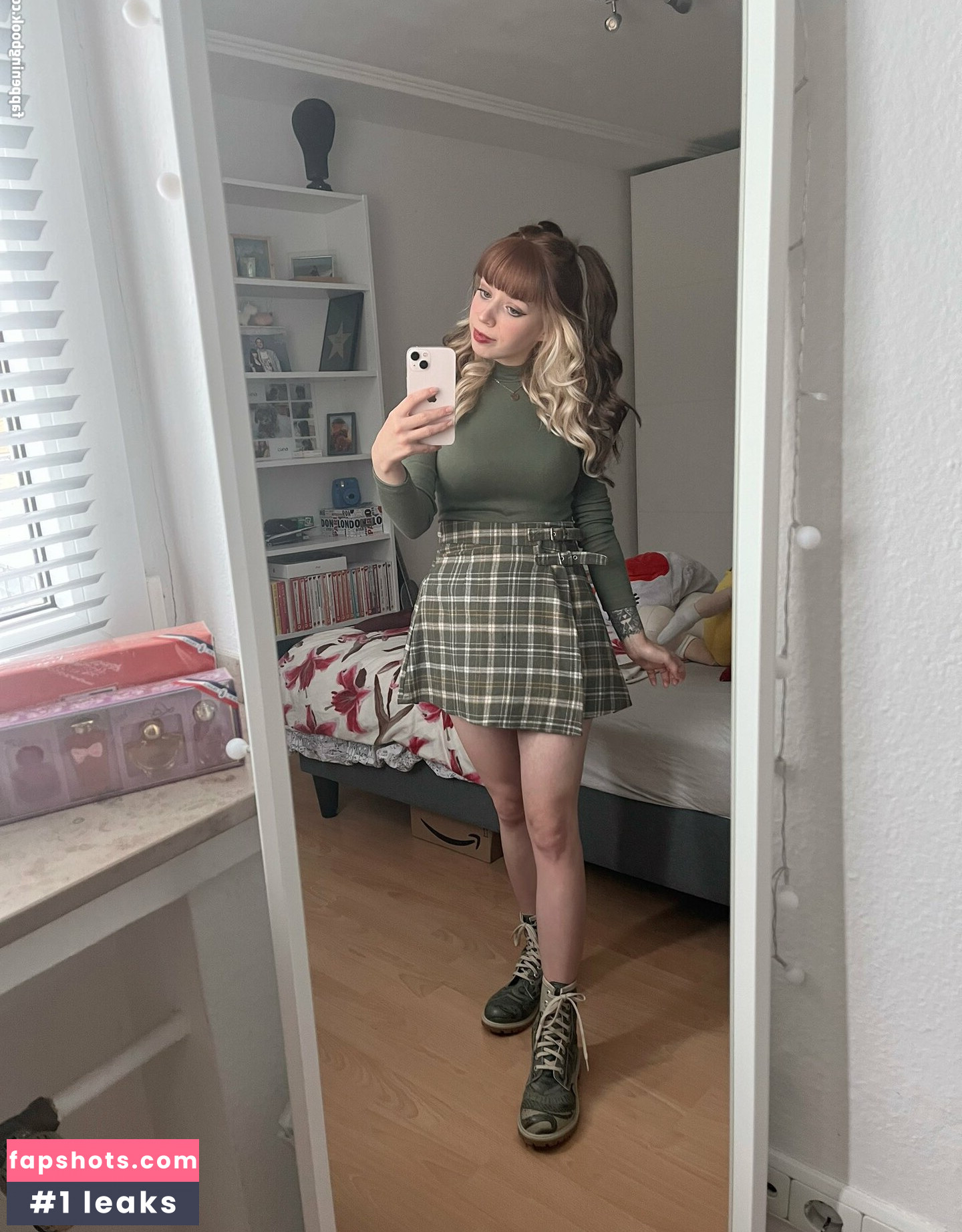 LegendLuna gallery photo #8