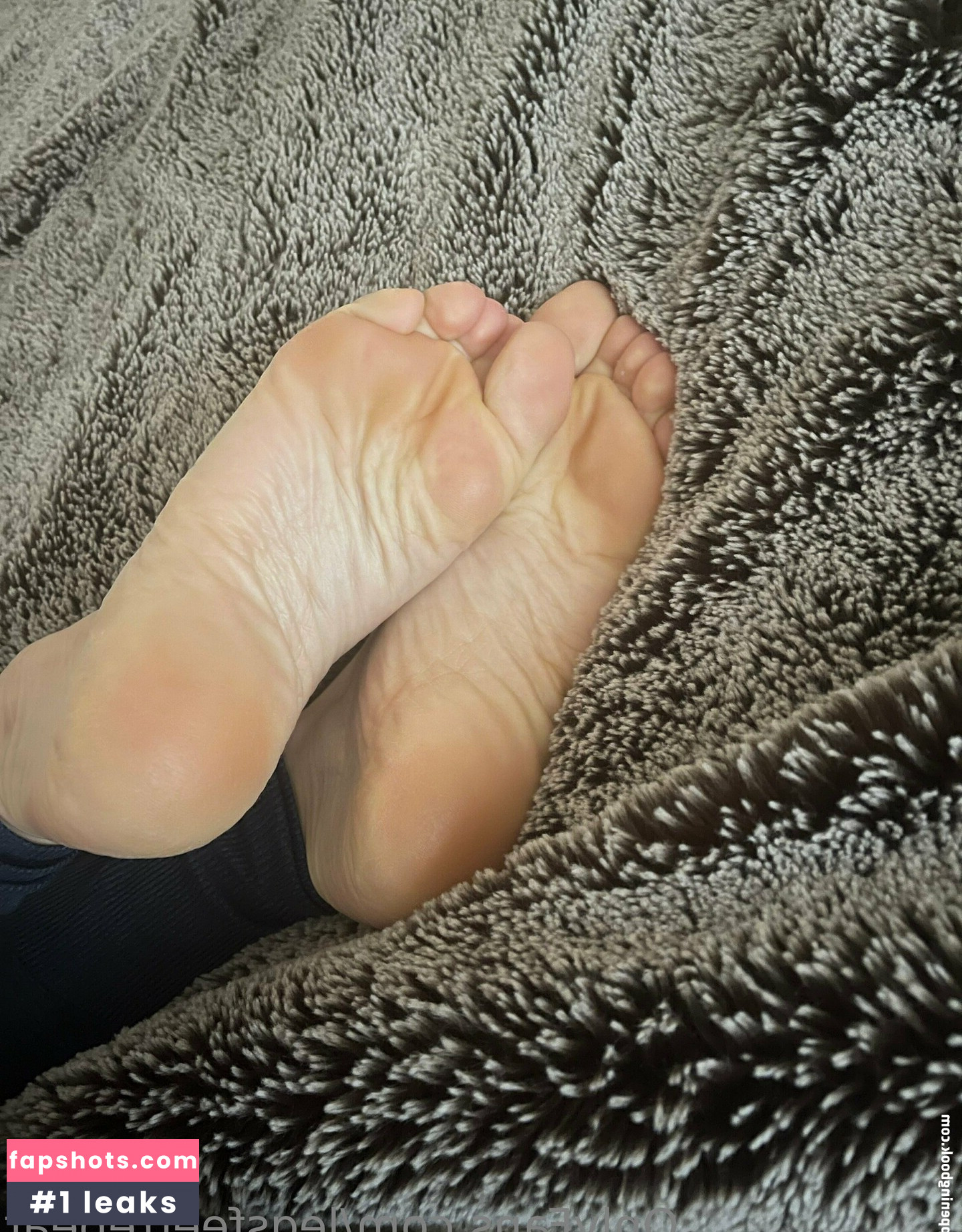 legsfeetrepeat Nude Leaks OnlyFans Photos #4 - LeakJerk