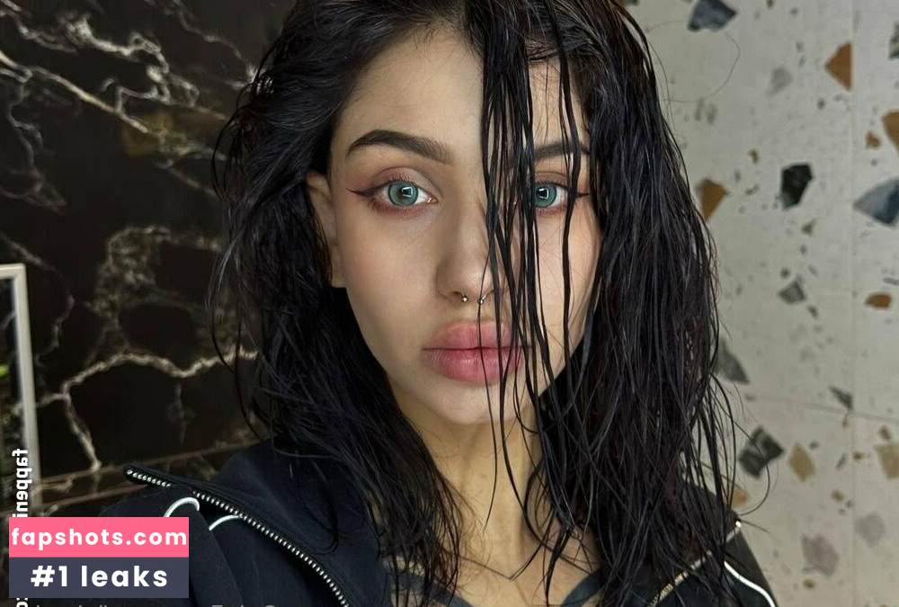 leia_riot gallery photo #7