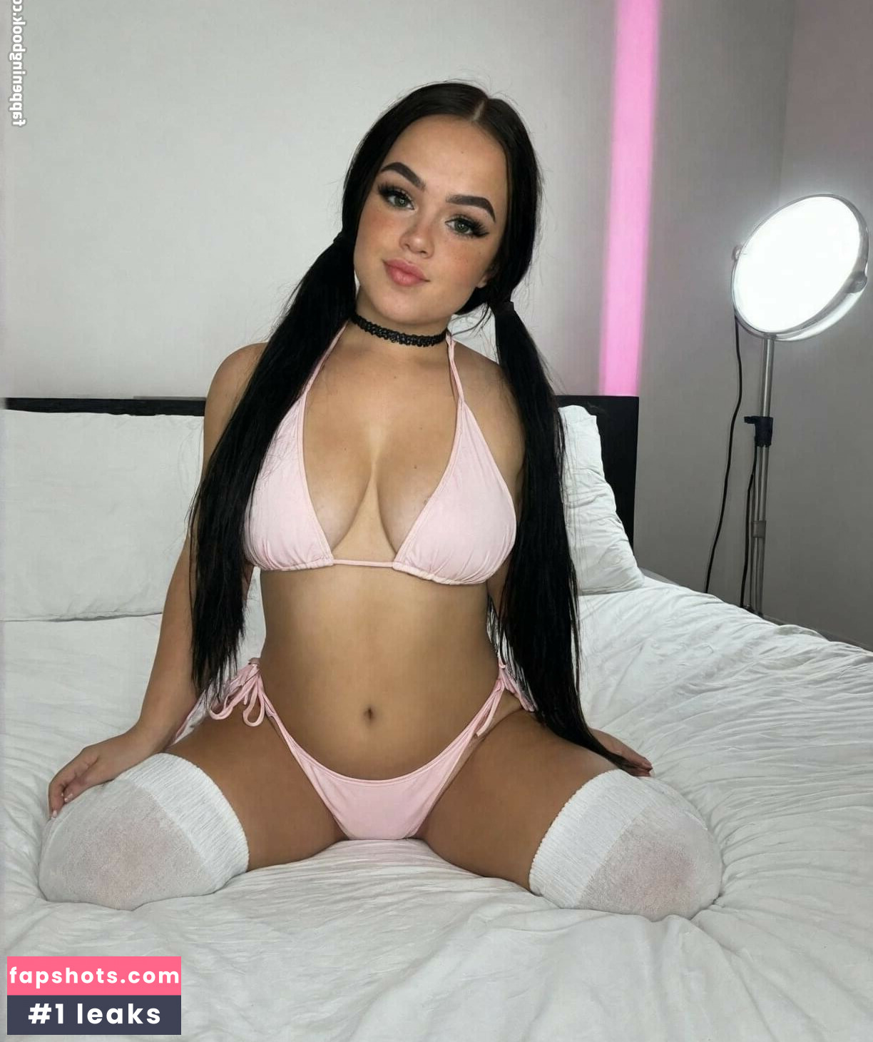 leialittle gallery photo #7