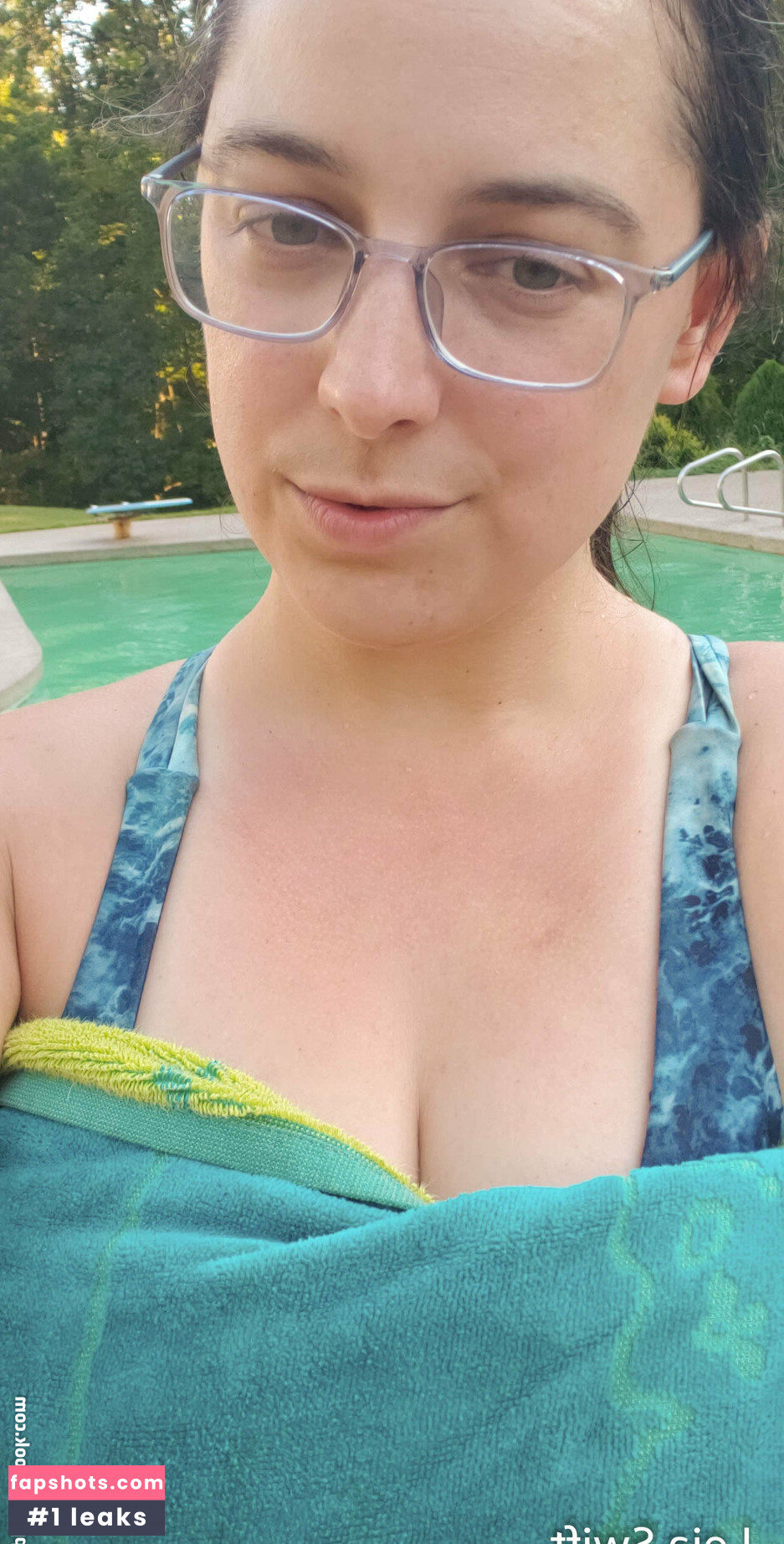 leiaswift nude babe gallery