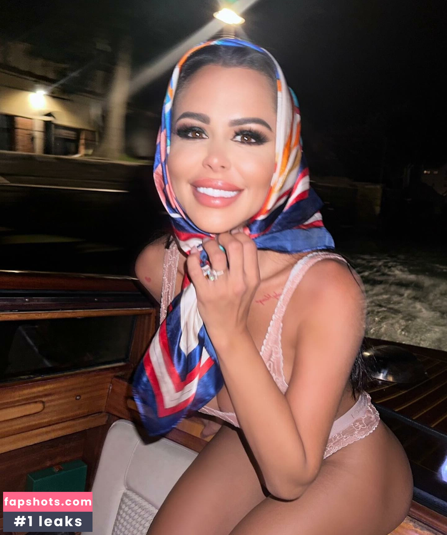 Leidy Mazo gallery photo #6