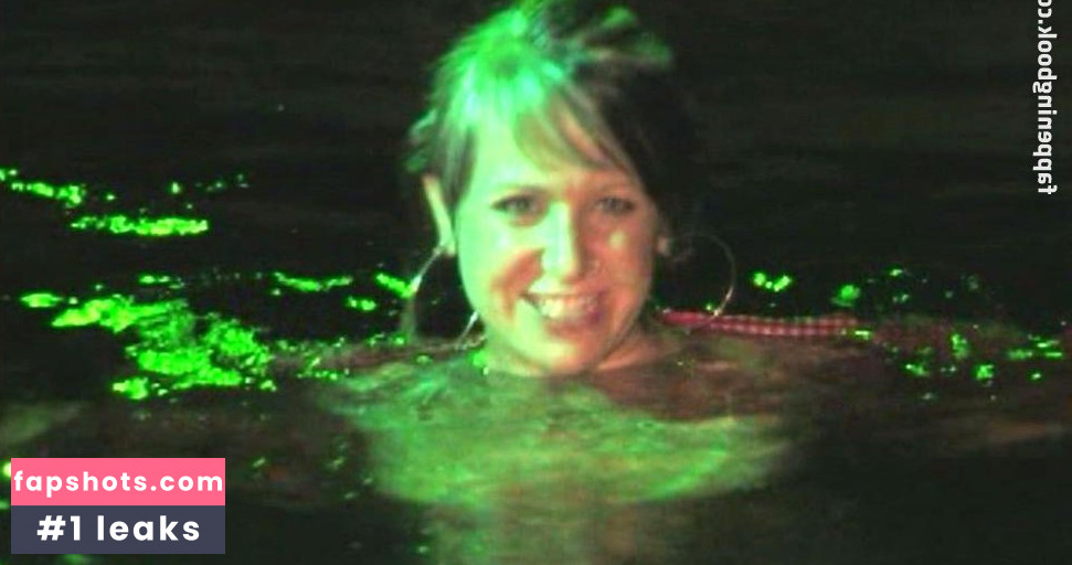 Leigh Radziwon gallery photo #3