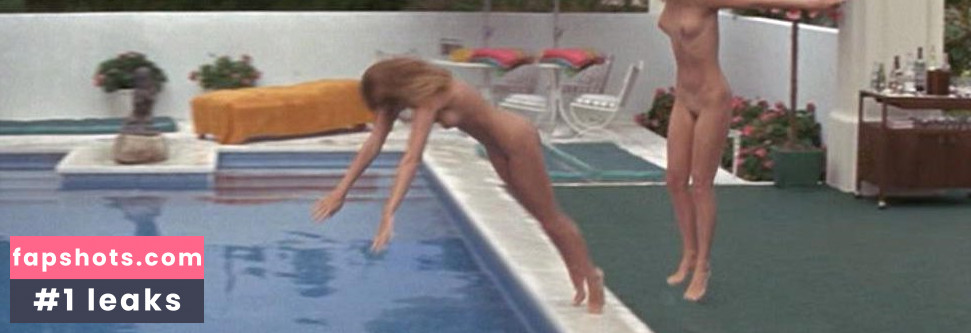 Leigh Taylor-Young gallery photo #11