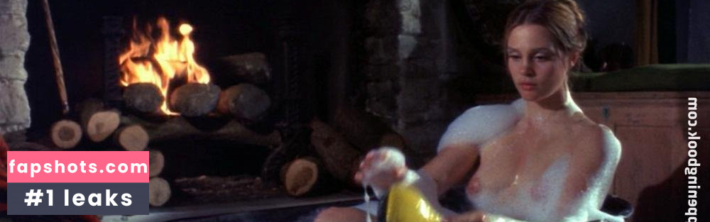 Leigh Taylor-Young gallery photo #17