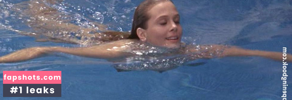 Leigh Taylor-Young gallery photo #18