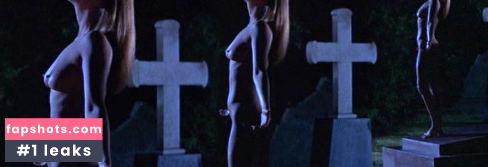 Leigh Taylor-Young gallery photo #23