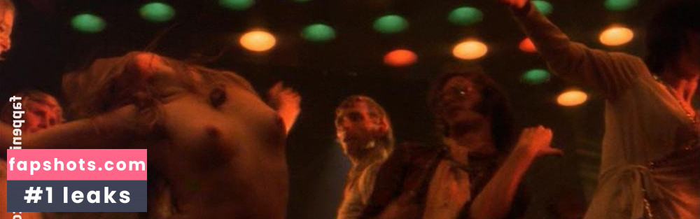 Leigh Taylor-Young gallery photo #6