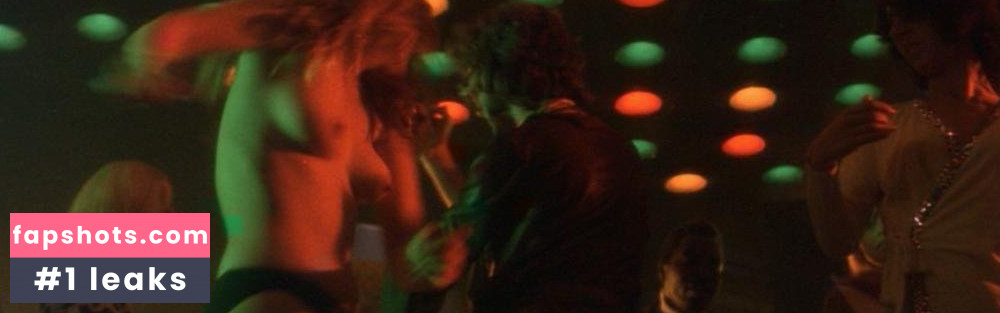 Leigh Taylor-Young gallery photo #9