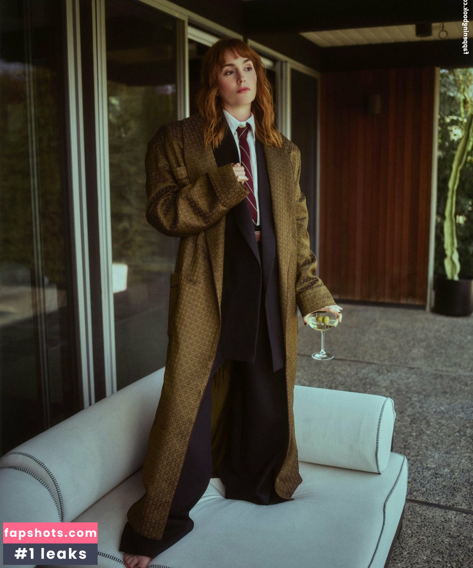 Leighton Meester gallery photo #3