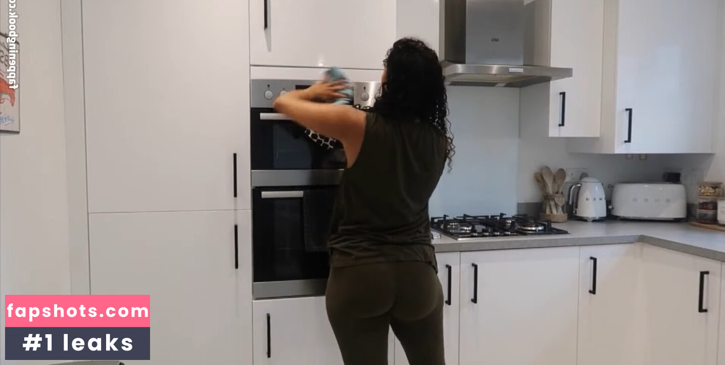 Leila Berisha Nude Leaks OnlyFans Photos #40 - LeakJerk