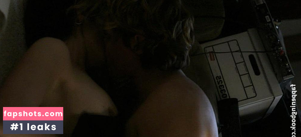 Leila Charles Leigh nude babe gallery