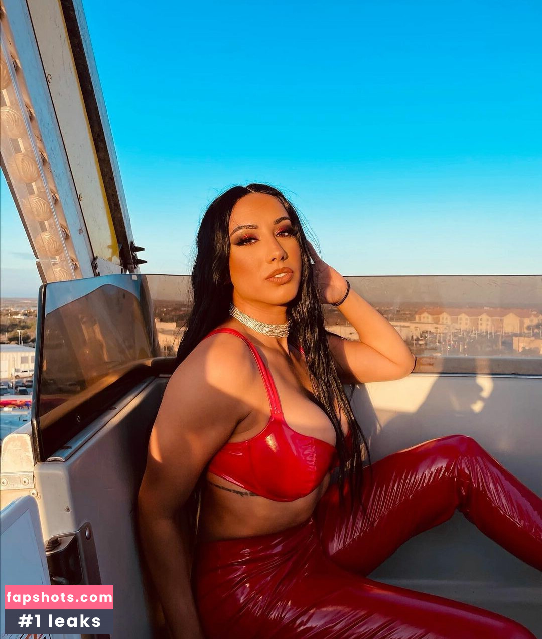 Leila Grey gallery photo #132