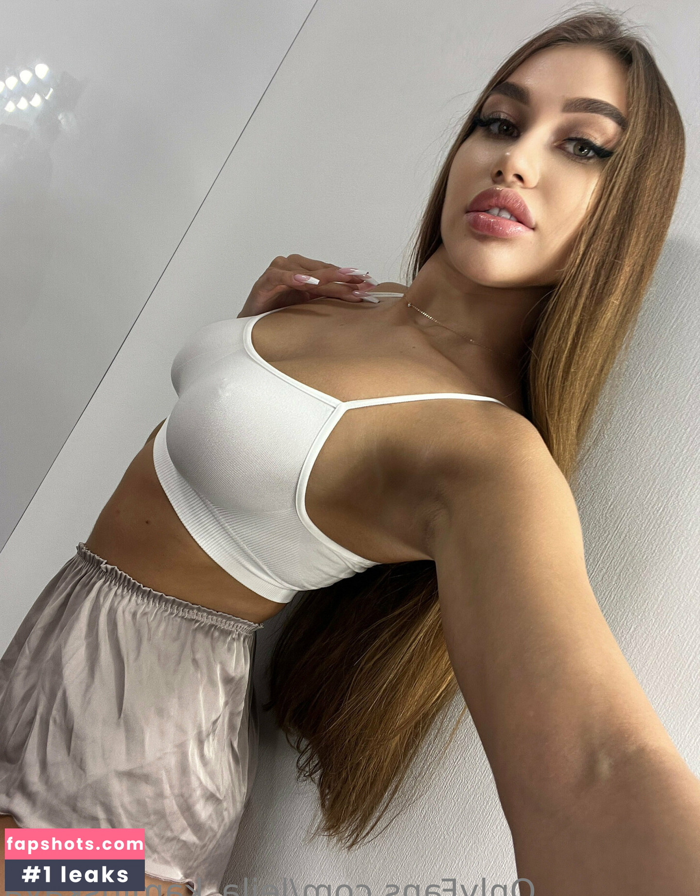 leila_kaminskaya gallery photo #28