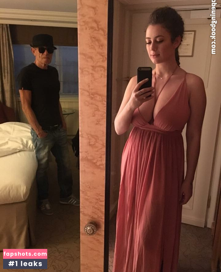 Leila Lowfire gallery photo #128