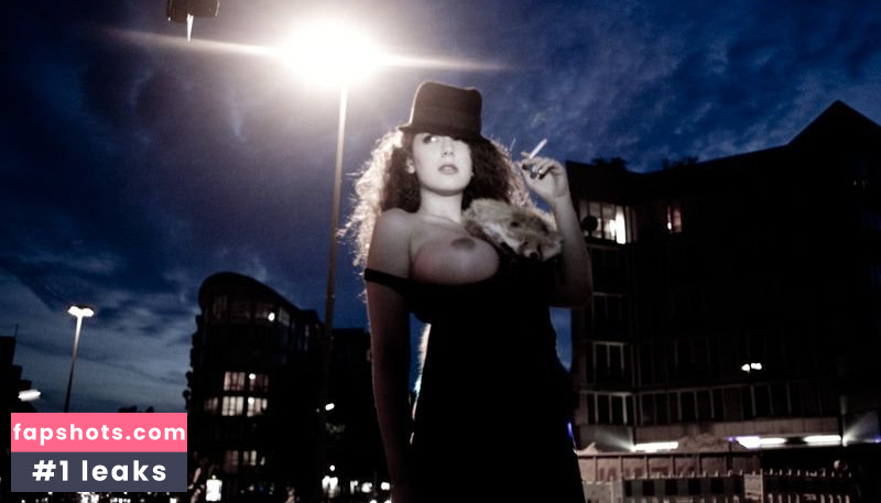 Leila Lowfire gallery photo #266