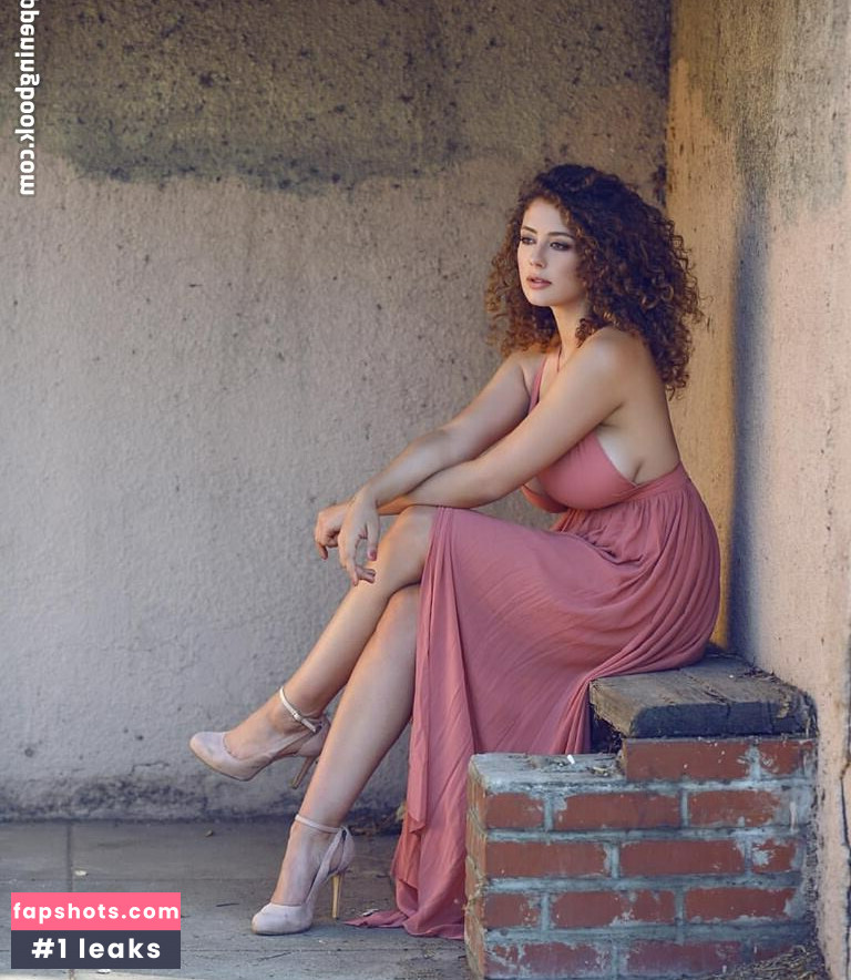 Leila Lowfire gallery photo #88