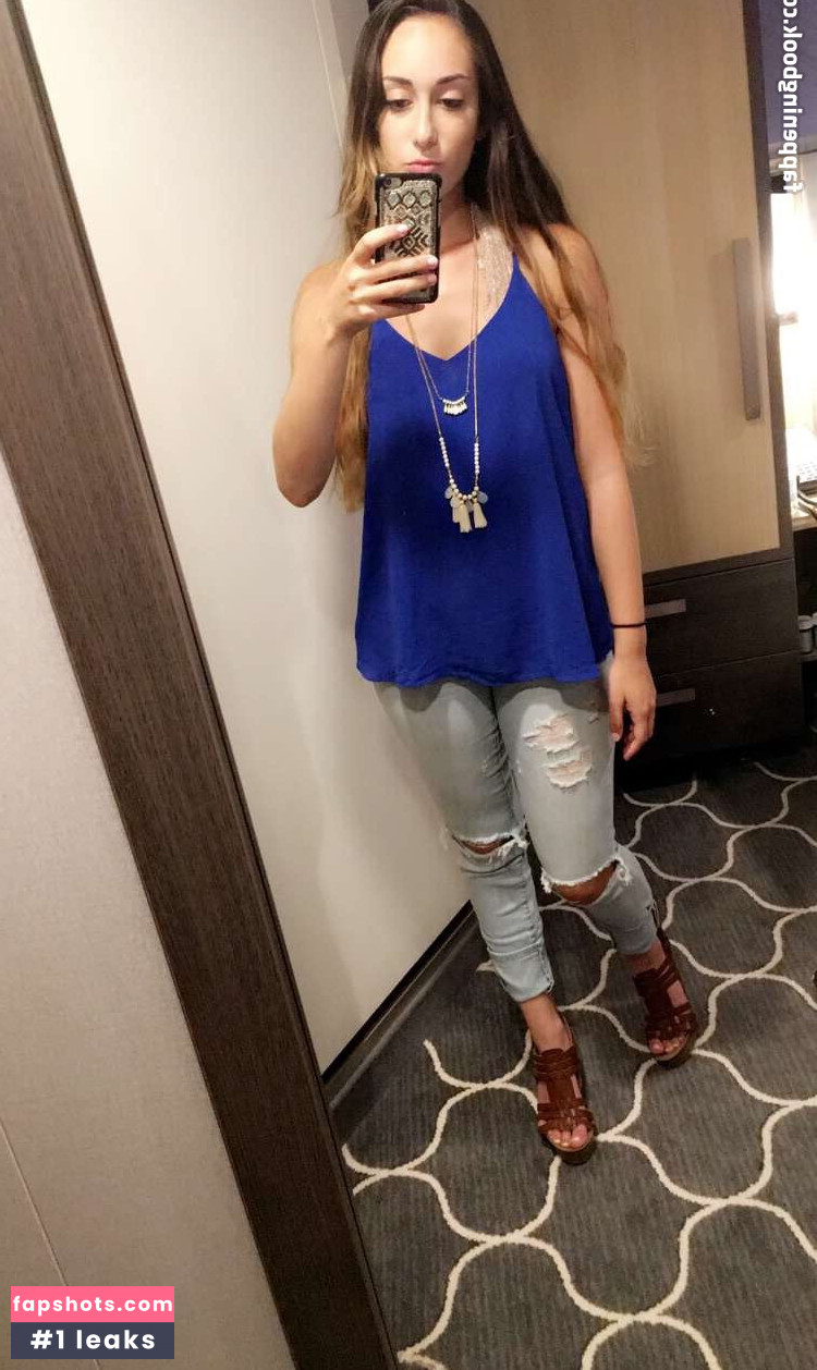 Leila Saltzman gallery photo #15