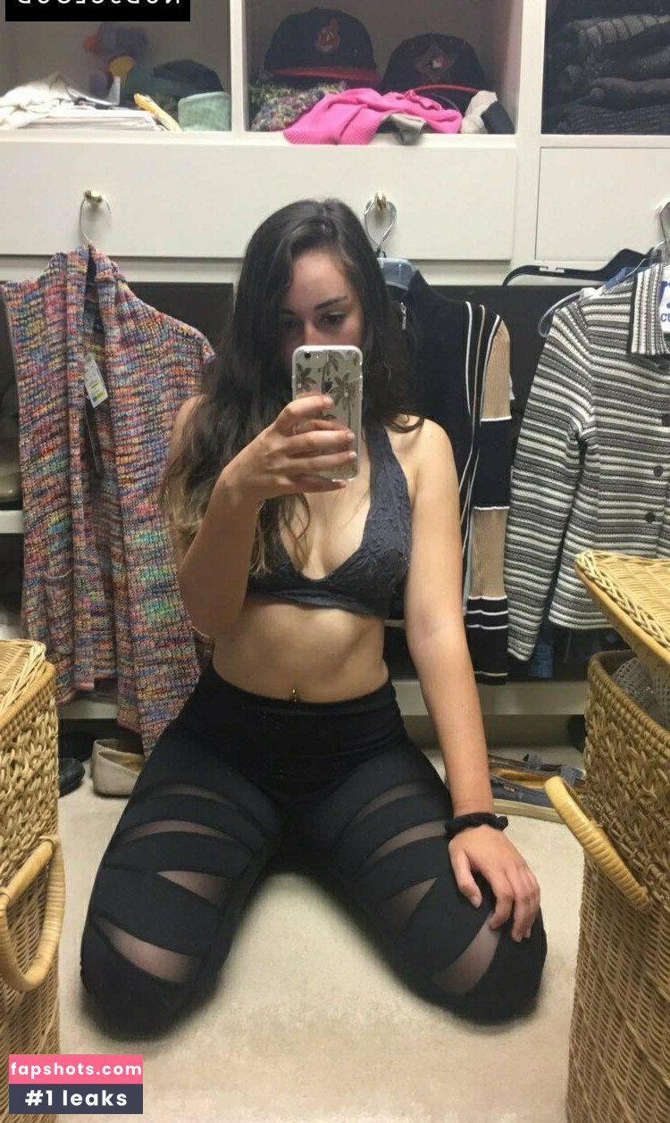 Leila Saltzman gallery photo #24