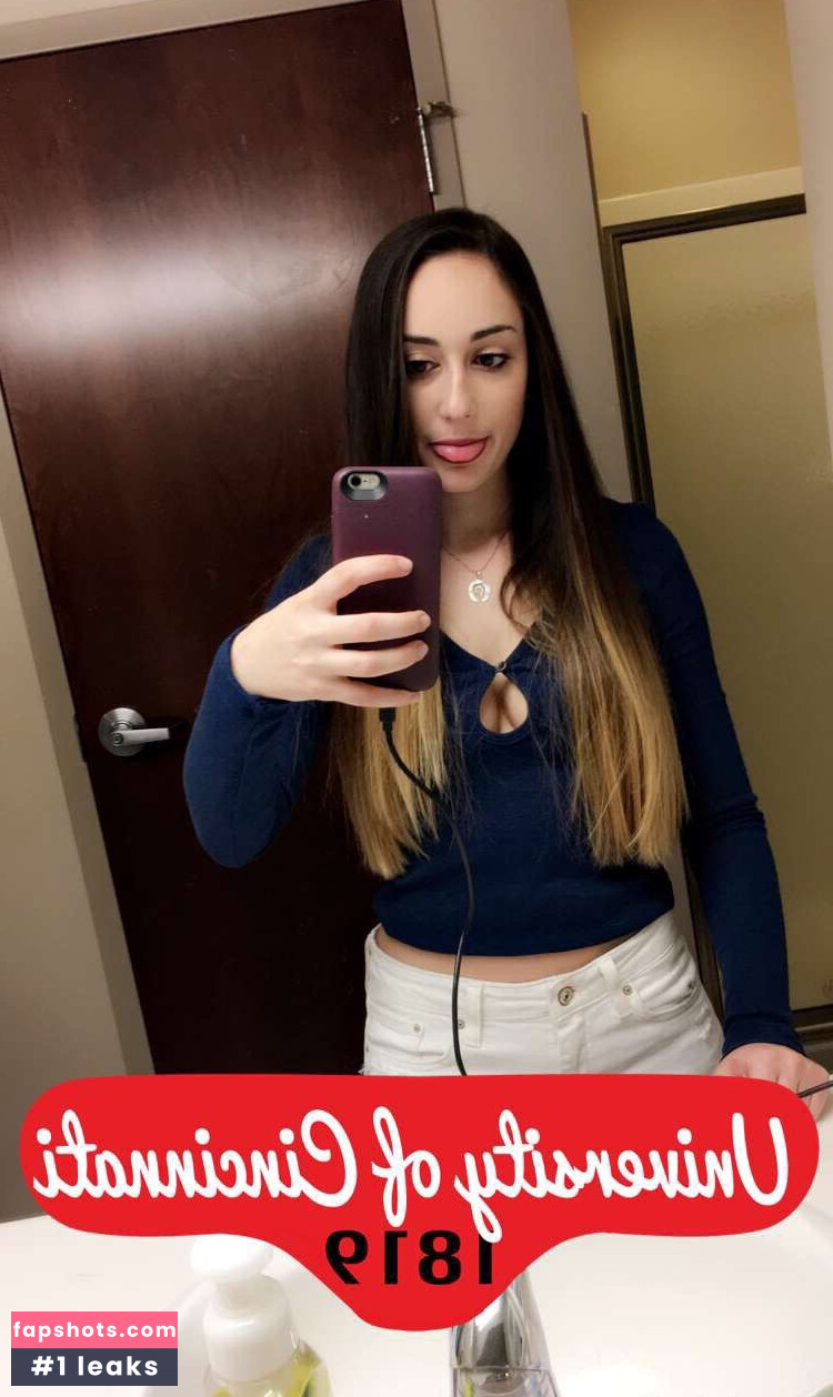 Leila Saltzman gallery photo #27