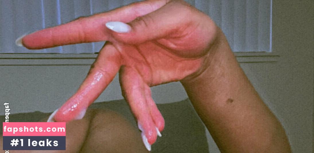 leilablake Nude Leaks OnlyFans Photos #15 - LeakJerk