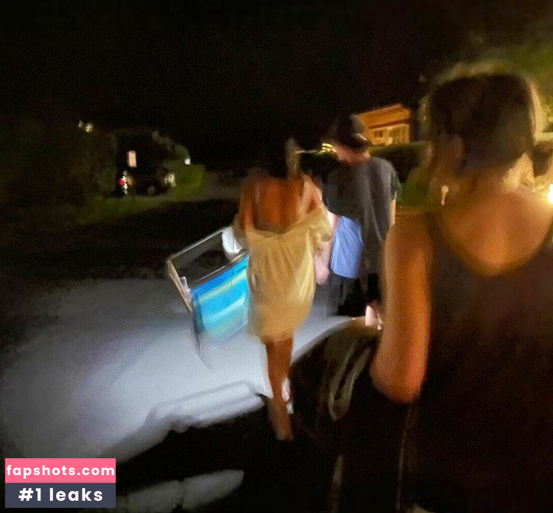 Leilani Azalea gallery photo #4