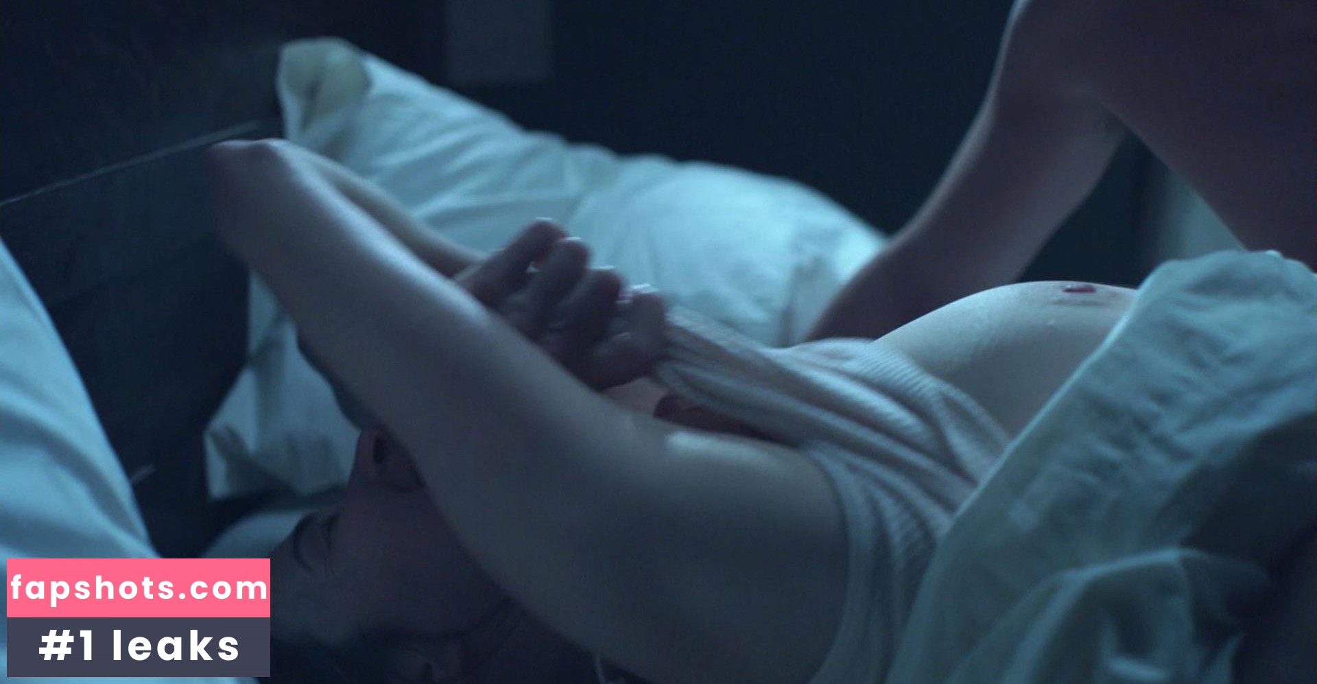 Leisha Hailey gallery photo #21