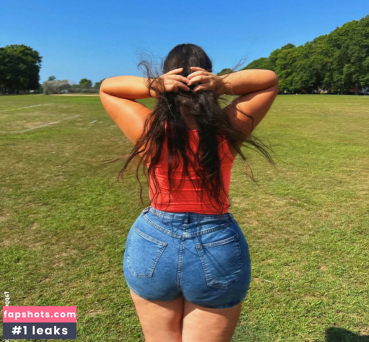 Lejneziri Nude Leaks OnlyFans Photos #4 - LeakJerk