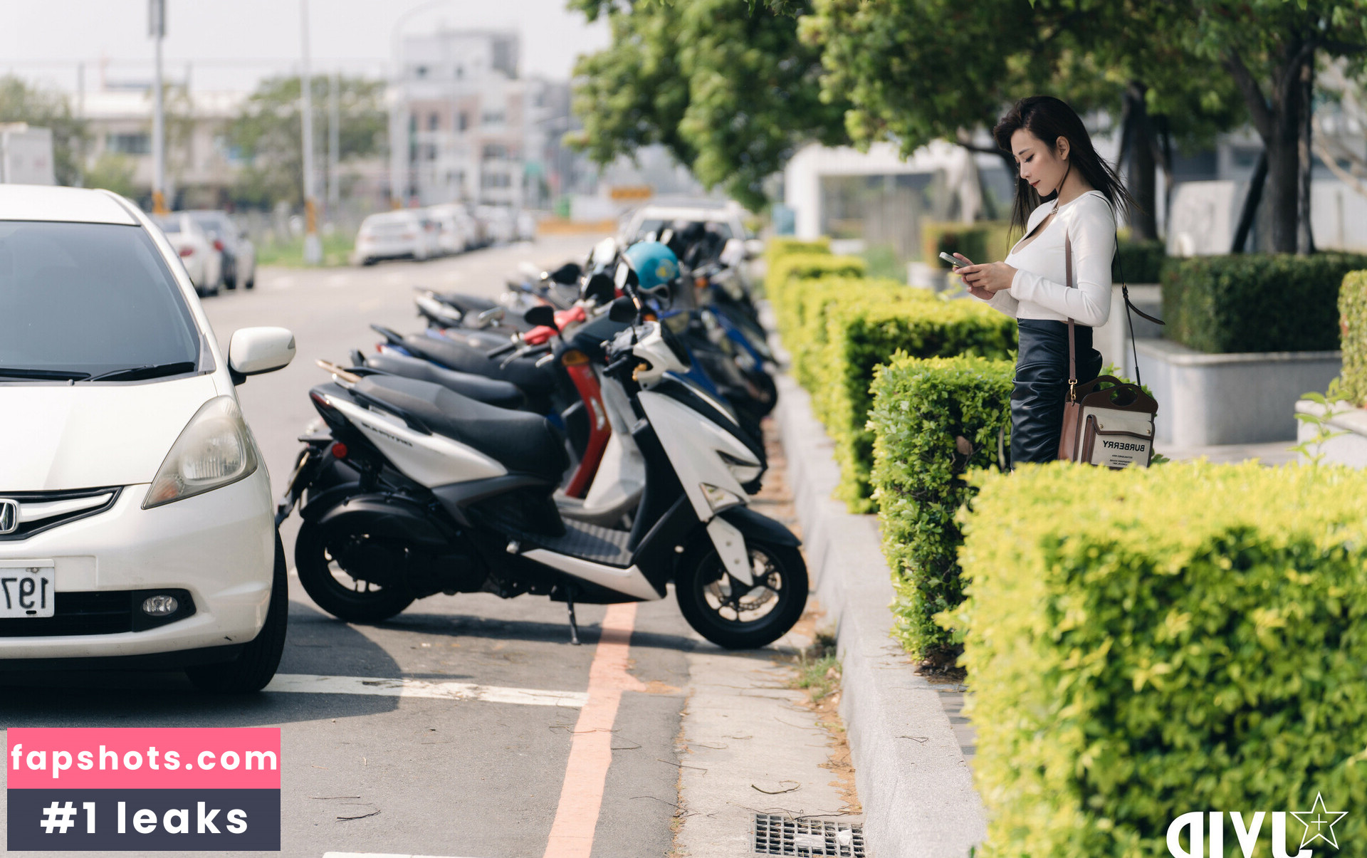 Lelewu gallery photo #76