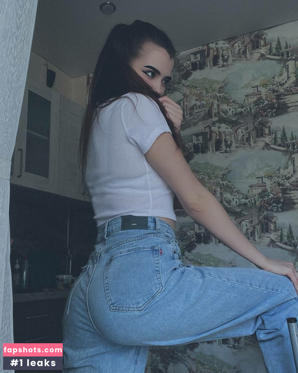 lelyamt gallery photo #10