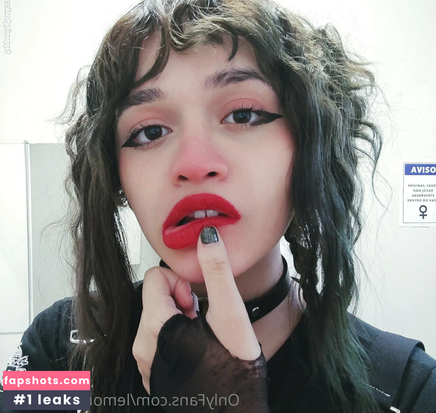 LemonQueendom gallery photo #16