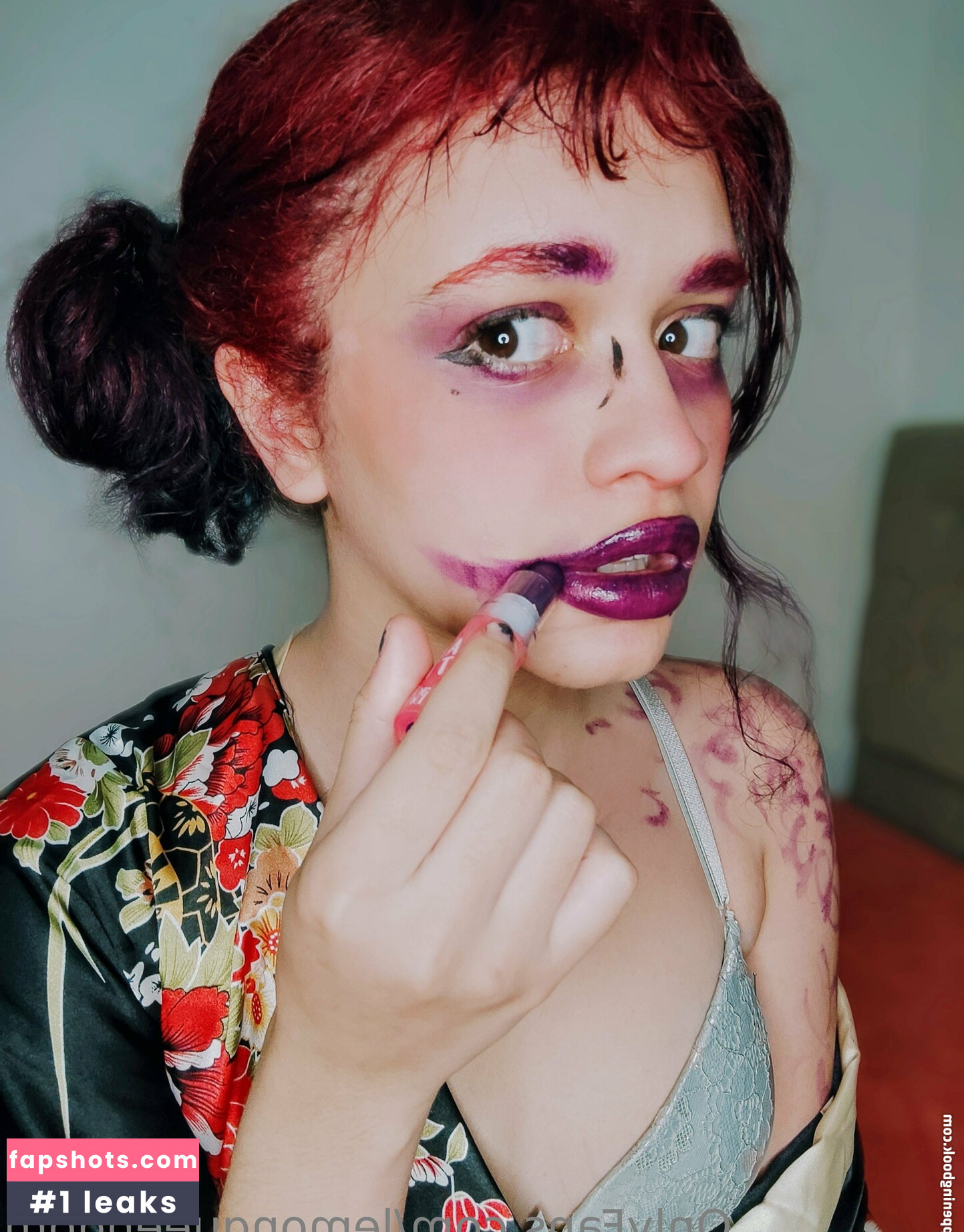 LemonQueendom gallery photo #23