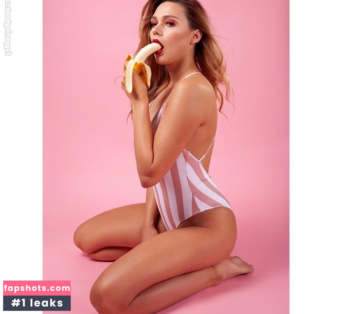 Lena Bednarska gallery photo #18