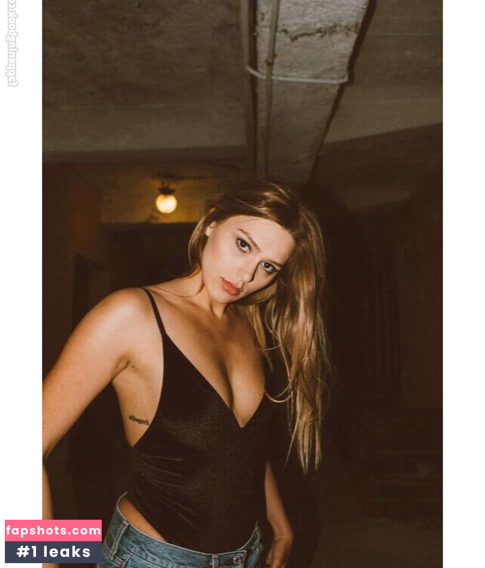 Lena Bednarska gallery photo #30