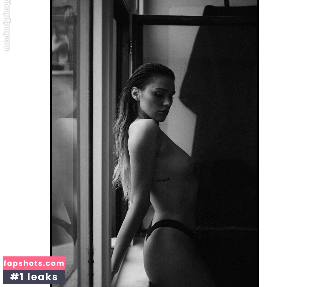 Lena Bednarska gallery photo #38