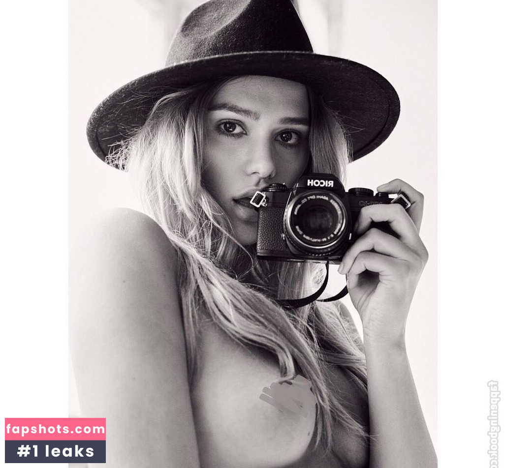 Lena Bednarska gallery photo #39