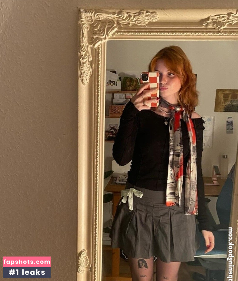 Lena blauer Haken nude babe gallery