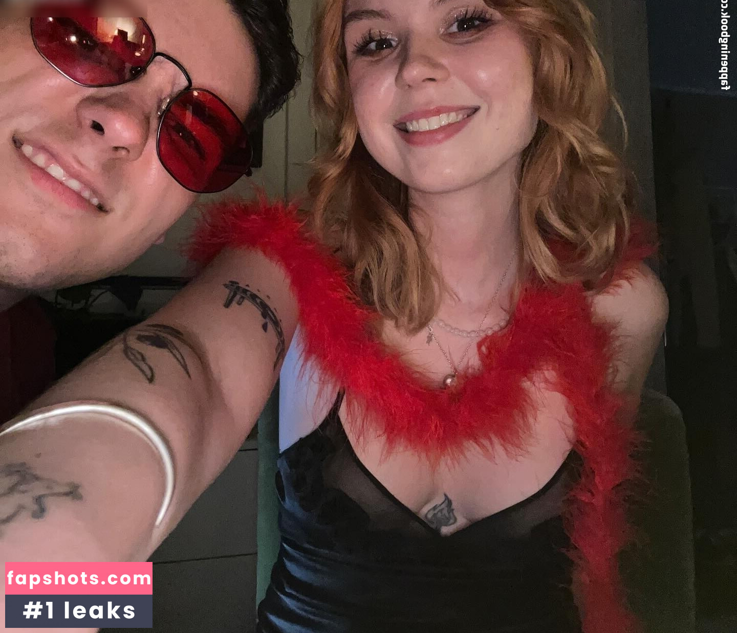 Lena blauer Haken gallery photo #4